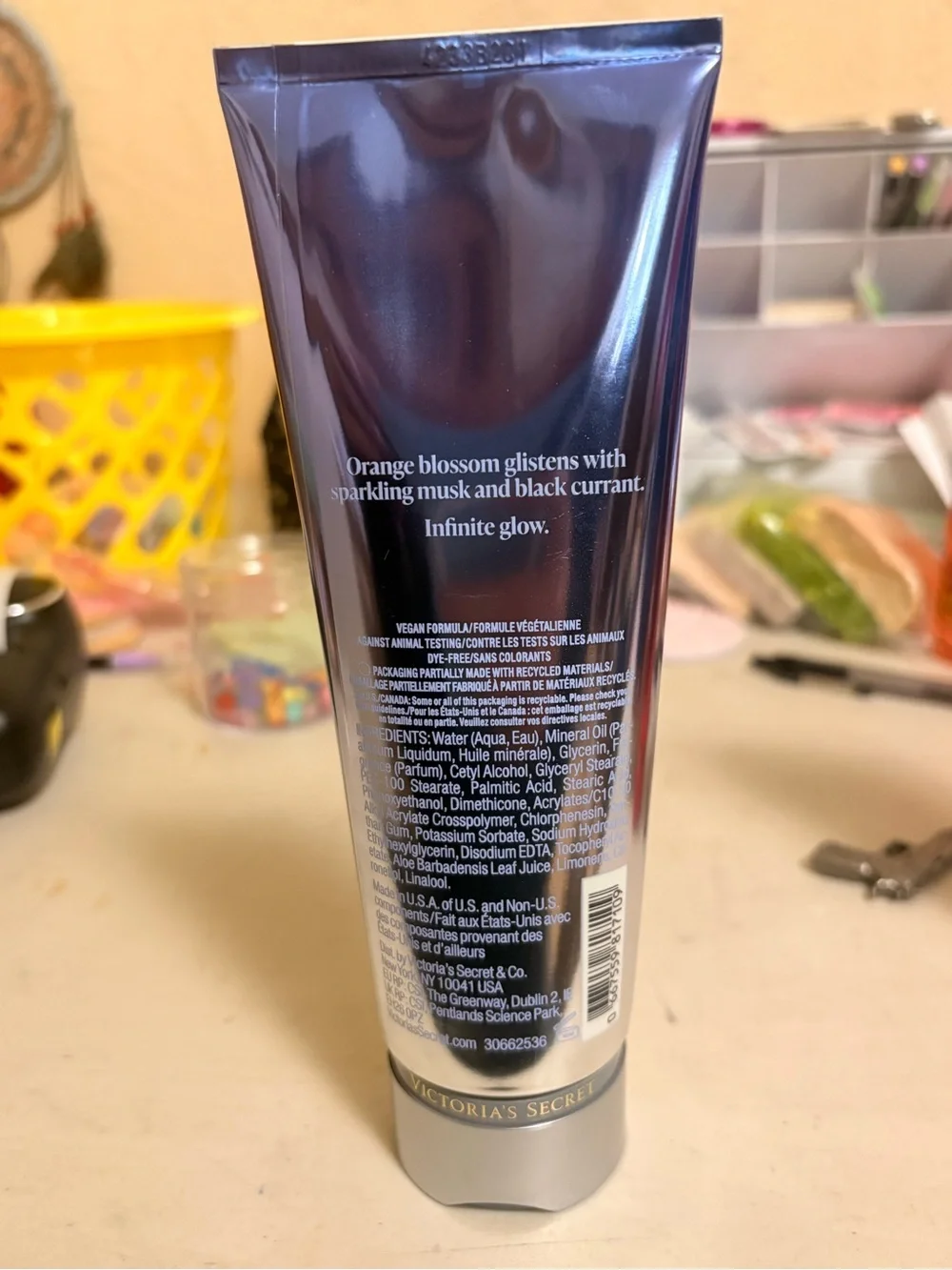 Victoria's Secret Platinum Berries Fragrance Lotion — Purple